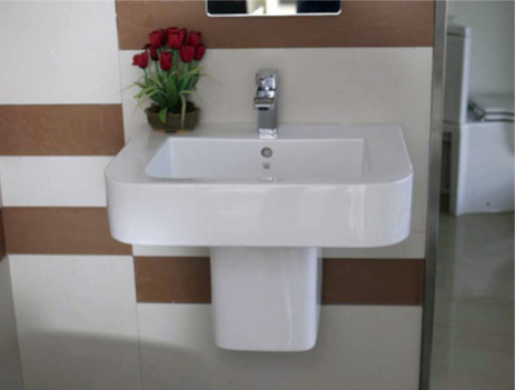 Compact design for medium bathrooms<br/>Color:white